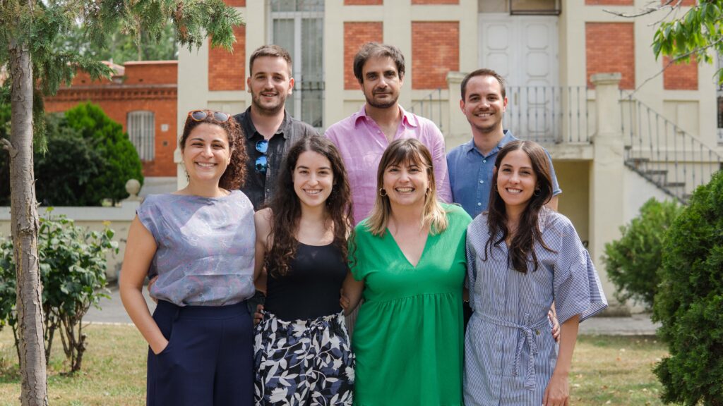 Los y las jóvenes del grupo de trabajo de Fad Juventud este verano antes del lanzamiento del proyecto